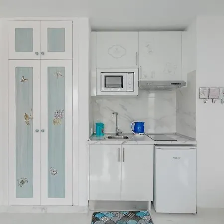 Апартаменты New Blue Seaside View Ponderosa, In Costa Adeje Плая-де-лас-Америкас